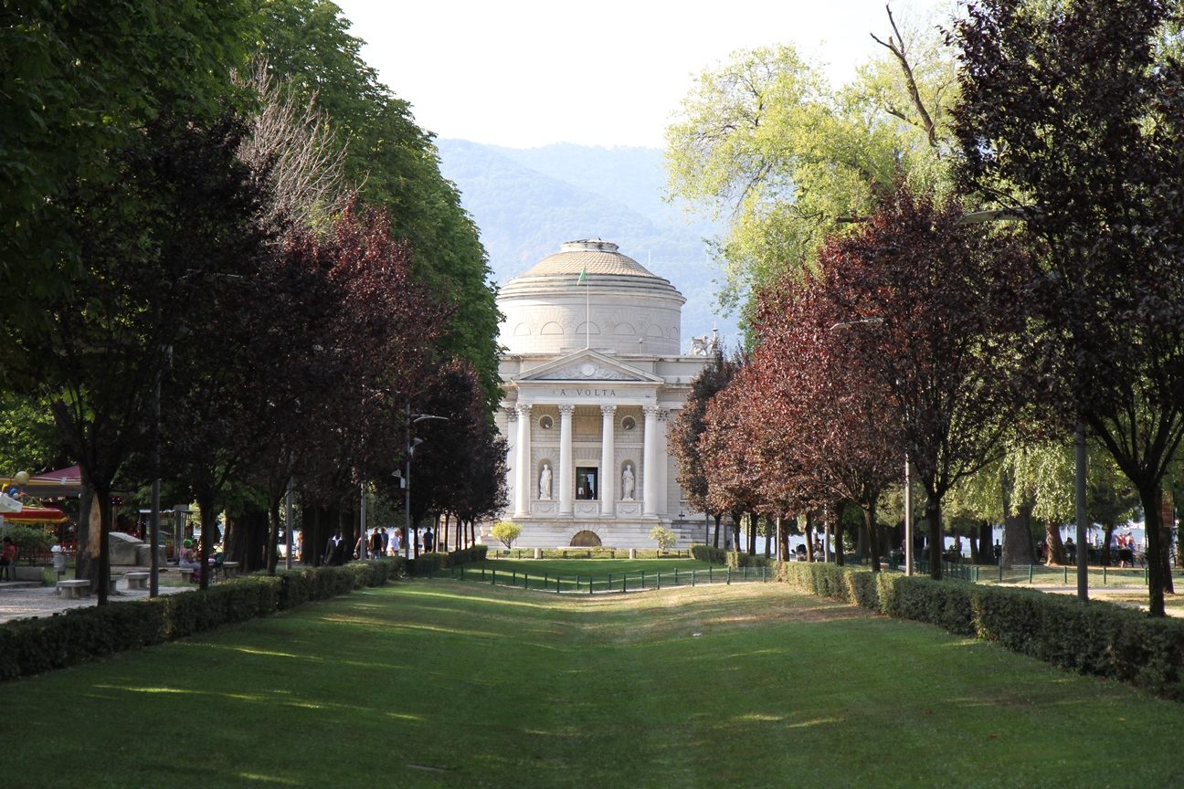 Tempio Voltiano, Como - 01.JPG